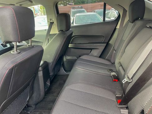 Used 2017 Chevrolet Equinox LT w/ Convenience Package image 29