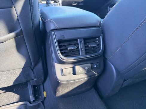 Used 2022 Subaru Outback Wilderness image 34