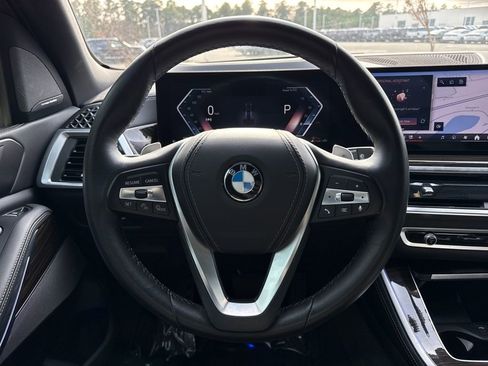 Used 2024 BMW X5 xDrive40i w/ Premium Package image 18