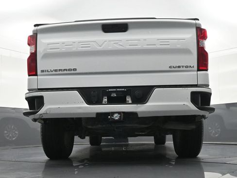 Used 2021 Chevrolet Silverado 1500 Custom RWD image 26