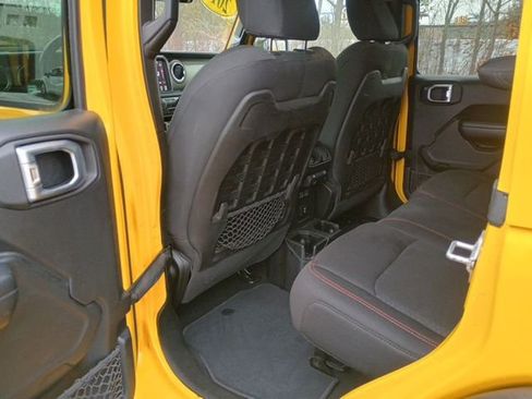 Used 2019 Jeep Wrangler Unlimited Rubicon image 21