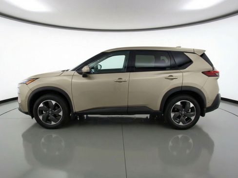 Used 2025 Nissan Rogue SV image 5