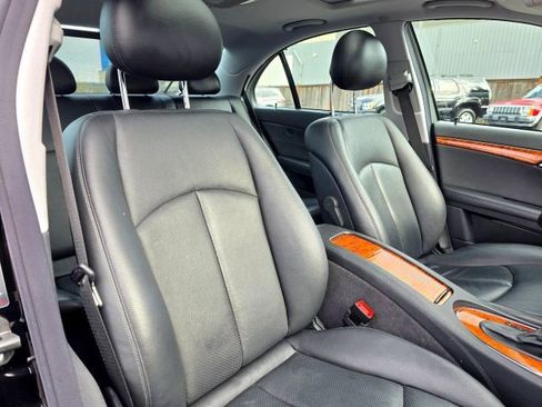 Used 2005 Mercedes-Benz E 320 4MATIC Sedan image 29