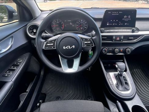 Used 2024 Kia Forte LXS FWD image 13