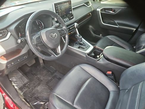 Used 2019 Toyota RAV4 Limited w/ Advanced Technology Package FWD image 12
