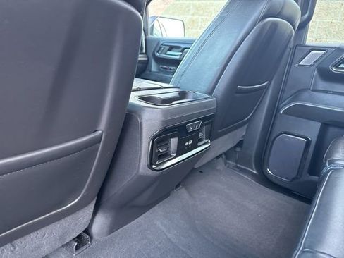 Used 2023 GMC Sierra 1500 AT4X image 12