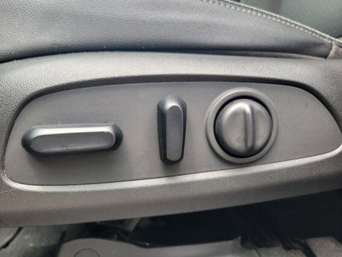 Used 2021 Buick Encore GX Select w/ Sport Touring Package FWD image 14