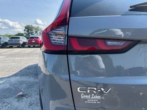 Used 2024 Honda CR-V EX image 6