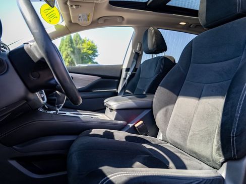 Used 2018 Nissan Murano SV image 23