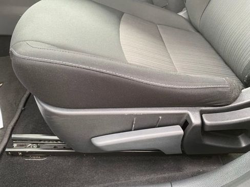 Used 2025 Nissan Sentra SV image 12