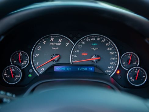 Used 2010 Chevrolet Corvette Grand Sport w/ Preferred Equipment Group image 38