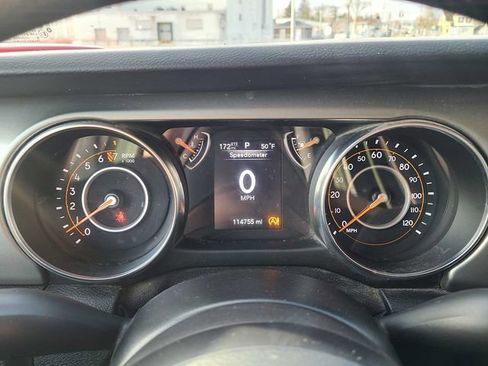 Used 2021 Jeep Gladiator Sport AWD/4WD image 23
