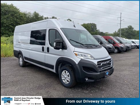 Used 2025 RAM ProMaster 3500 w/ Quick Order Package 22H SLT+ FWD image 1