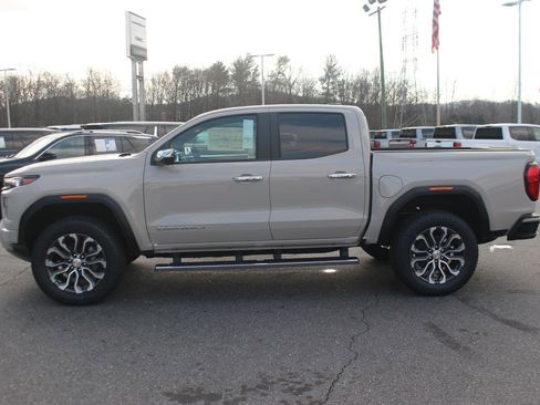 New 2026 GMC Canyon Denali image 4