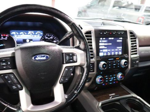 Used 2017 Ford F350 Platinum w/ Platinum Ultimate Package AWD/4WD image 41