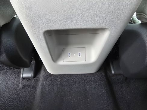 New 2026 Hyundai Tucson Limited image 28