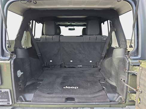 Used 2015 Jeep Wrangler Unlimited Rubicon w/ Dual Top Group image 14