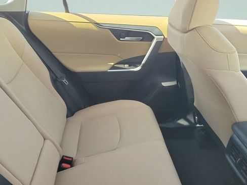 Certified 2025 Toyota RAV4 XLE w/ Convenience Package FWD image 9