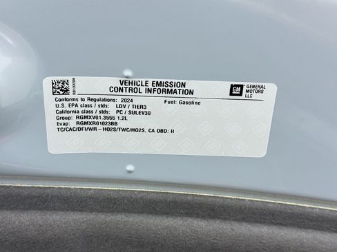 Used 2024 Chevrolet TrailBlazer LT FWD image 19