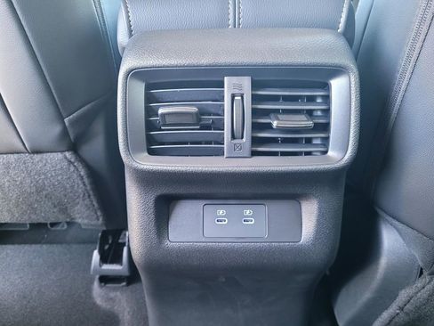 New 2026 Nissan Murano SV AWD/4WD image 10