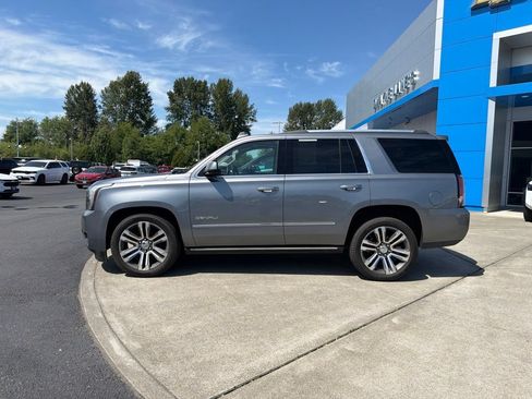 Used 2019 GMC Yukon Denali w/ Denali Ultimate Package AWD/4WD image 2