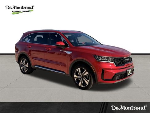Certified 2023 Kia Sorento EX image 3