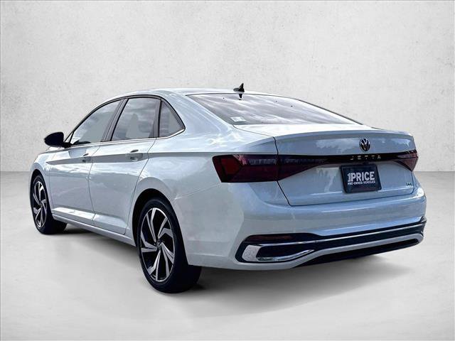Used 2025 Volkswagen Jetta SEL FWD image 12
