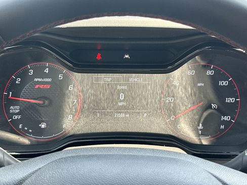 Used 2025 Chevrolet Trax RS w/ Driver Confidence Package FWD image 23