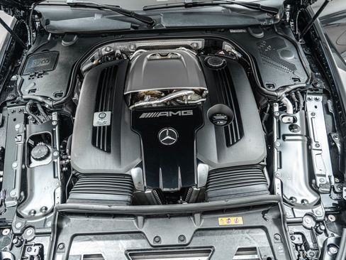 Used 2023 Mercedes-Benz SL 63 AMG 4MATIC image 12