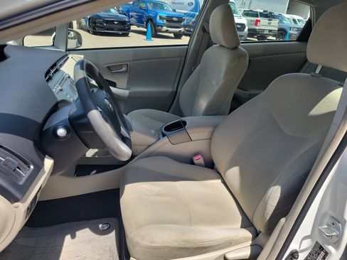 Used 2012 Toyota Prius Two FWD image 19