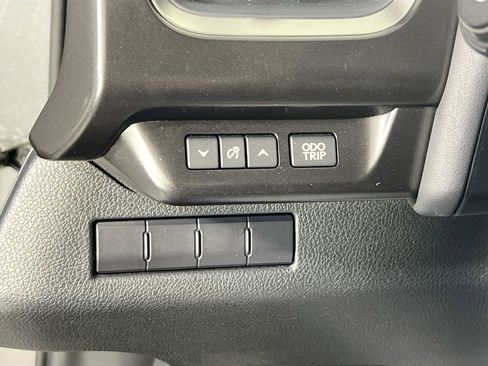 Used 2021 Lexus UX 250h w/ Premium Package image 10