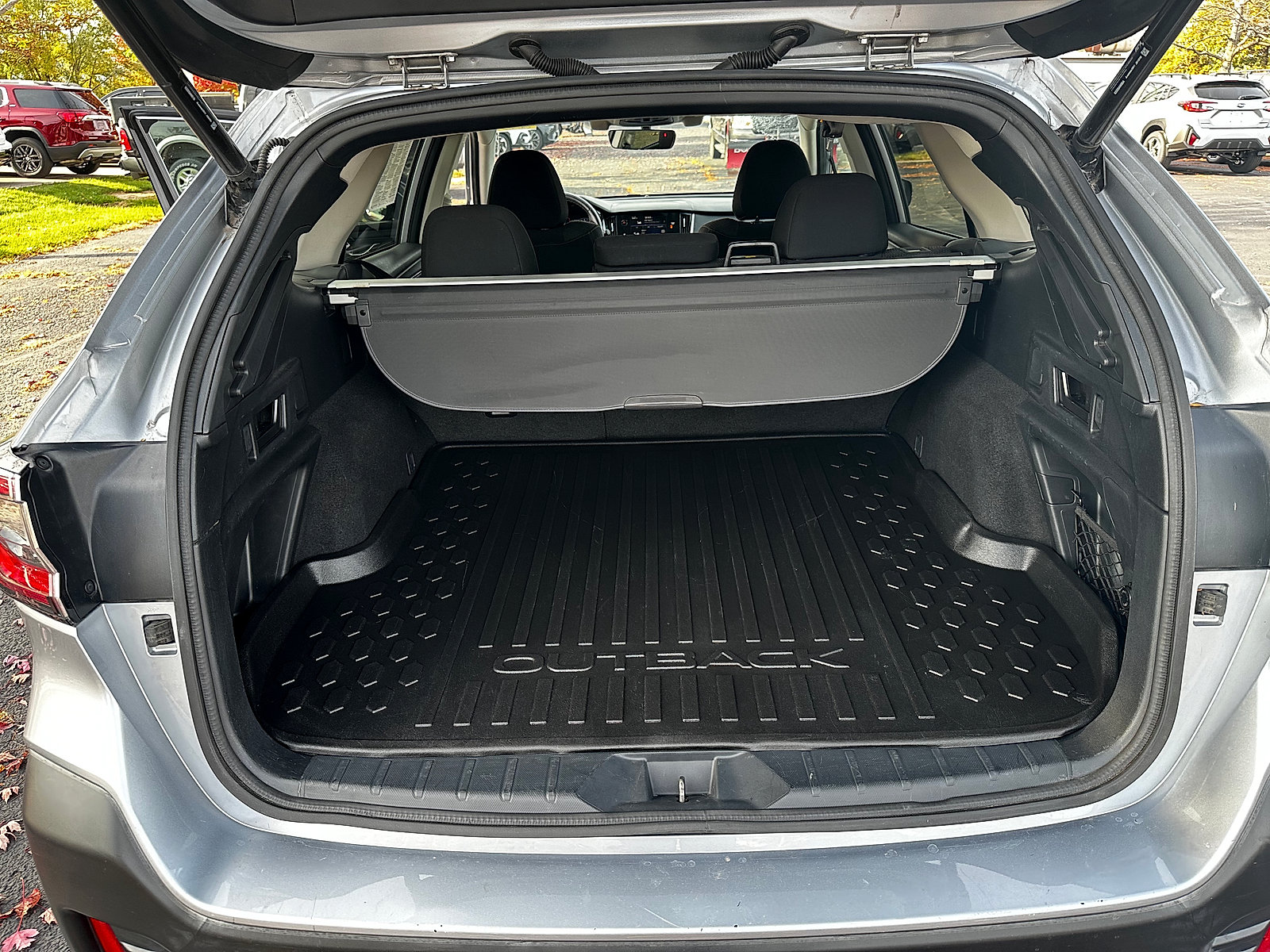 Used 2020 Subaru Outback Premium AWD/4WD image 11