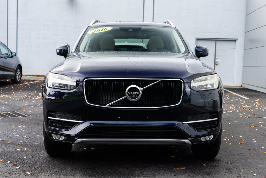 Used 2016 Volvo XC90 T6 Momentum w/ Momentum Plus Package AWD/4WD image 2