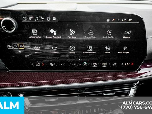 Used 2024 Chevrolet Traverse Z71 w/ Enhanced Driving Package image 43