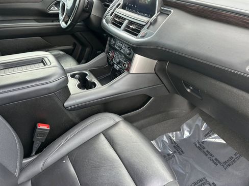 Used 2024 Chevrolet Tahoe LT image 18