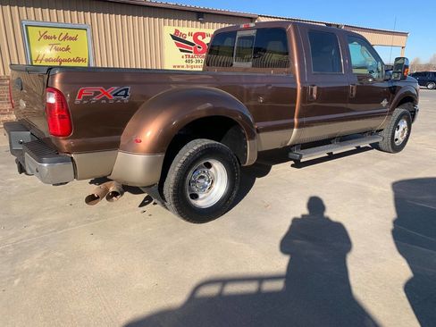 Used 2012 Ford F350 Lariat w/ Lariat Ultimate Pkg image 2