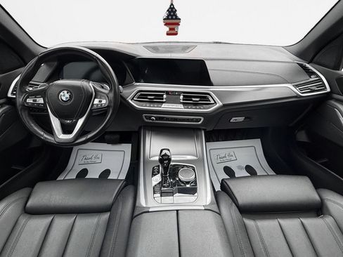 Used 2022 BMW X5 xDrive40i w/ Premium Package AWD/4WD image 16