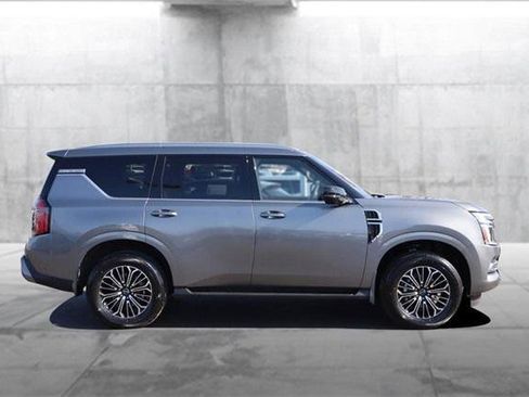 Used 2025 Nissan Armada SL w/ Captain's Chari Seat Package image 5