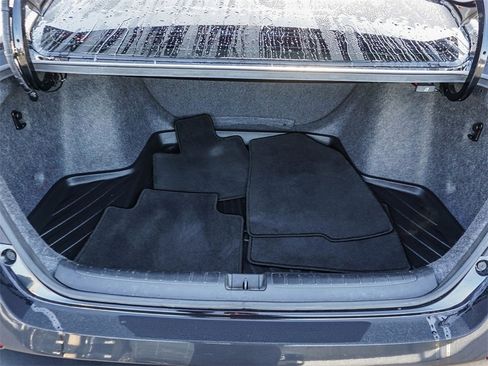 Used 2018 Honda Accord LX image 24