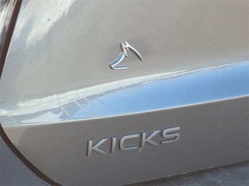 New 2026 Nissan Kicks SV w/ SV Premium Package image 11