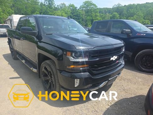 Used 2018 Chevrolet Silverado 1500 LT w/ All Star Edition AWD/4WD image 1