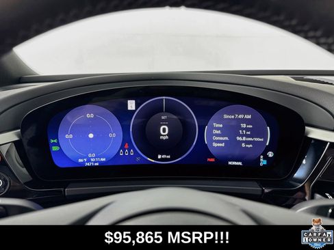 Used 2025 Porsche Macan 4S Electric AWD/4WD image 11