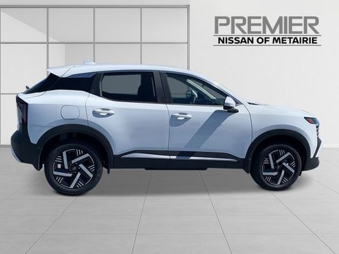 New 2026 Nissan Kicks SV image 6