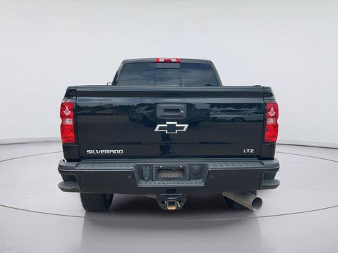 Used 2018 Chevrolet Silverado 2500 LTZ w/ Duramax Plus Package AWD/4WD image 5