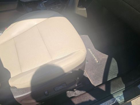 Used 2019 Hyundai Santa Fe XL AWD/4WD image 17