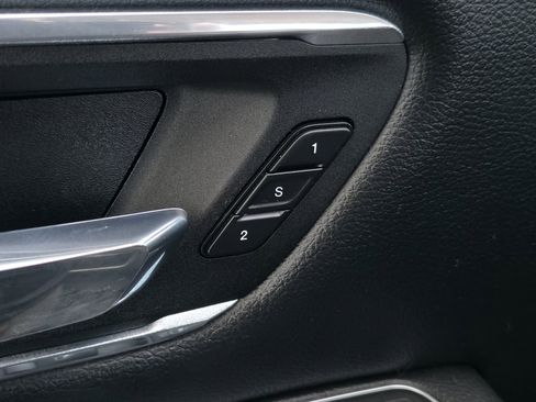 Used 2021 RAM 1500 Laramie image 8