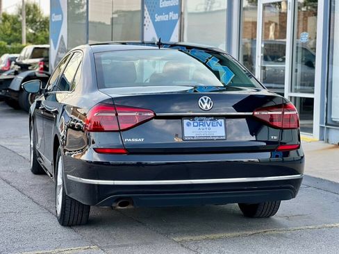 Used 2017 Volkswagen Passat 1.8T S FWD image 3