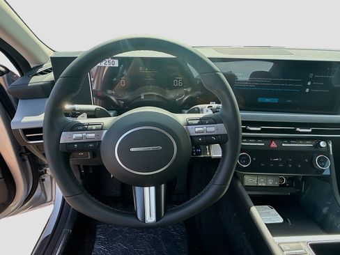 New 2026 Hyundai Sonata SEL FWD image 8