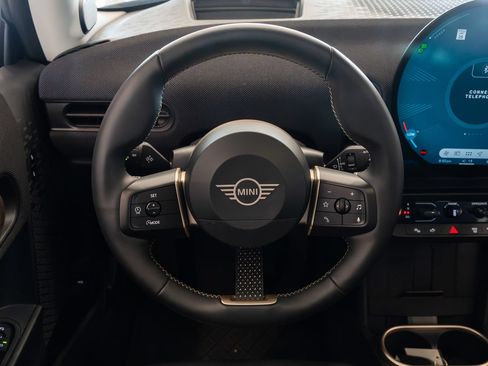 Used 2025 MINI Cooper S FWD image 12
