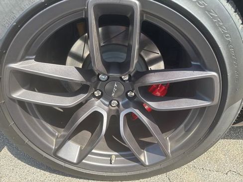 Used 2018 Dodge Challenger SRT Hellcat image 9